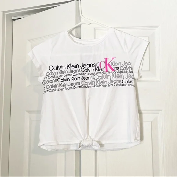 Calvin Klein Big Girl Text Pop T-Shirt. Can also fit Women Size XS. - Picture 3 of 6